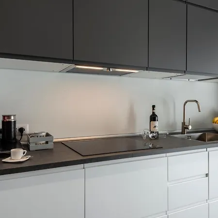 Bnbutler Arena 35 - Navigli Apartman *