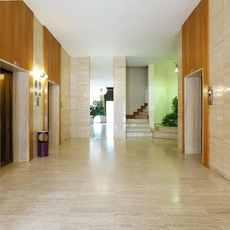 - Duomo Luxury V Апартаменты