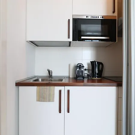 - Duomo Luxury V Милан