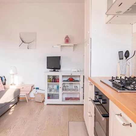 The Rent - Modern One Near Udine Apartment