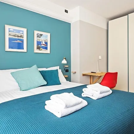 Guesthost - Navigli & Porta Genova M2 Cozy Appartement