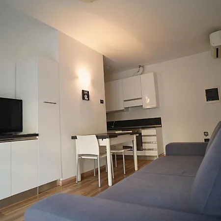 Rentopolis - Palazzo Candiani Apartament Mediolan