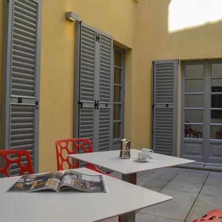 Joivy Fulcorina * ميلان