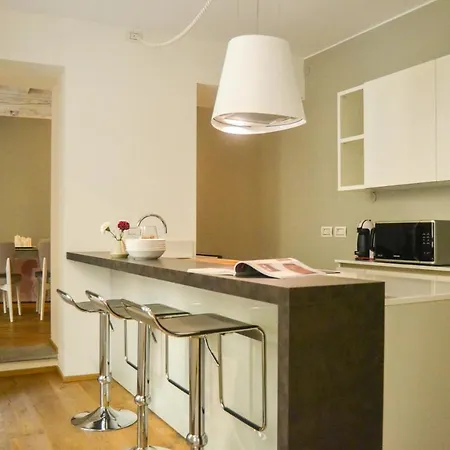 Joivy Fulcorina Milán