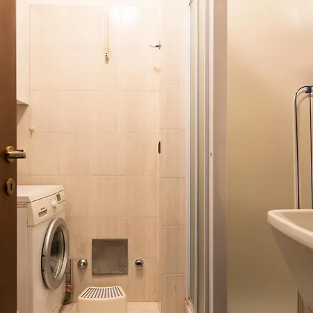 Appartement Youhosty - Vittadini 5 *