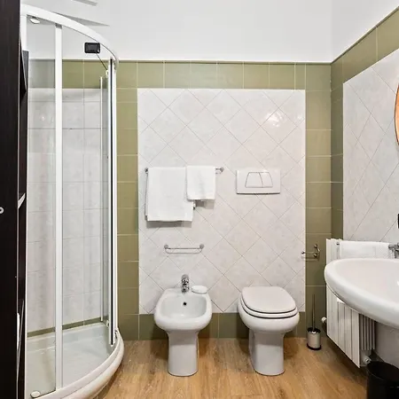 Guesthost - Navigli & Porta Genova M2 Cozy Apartmán Milán