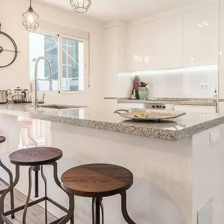 Luxury Kerry Place Apartment