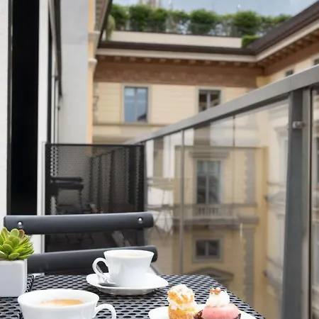 Bmore Apartments Duomo - Luxury Apartments Near Duomo 4*
