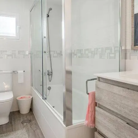 Luxury Kerry Place Apartment Milan