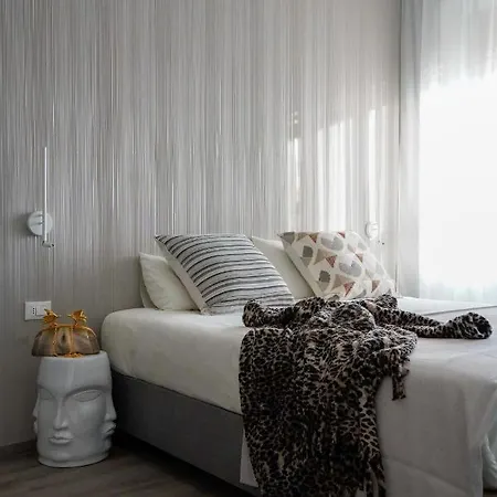 Aparthotel Bob W Ticinese 4*