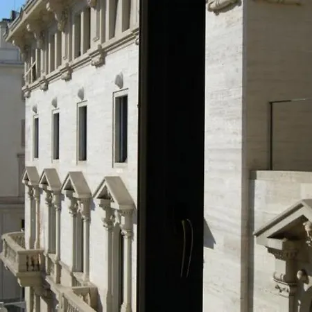Loft'nb Duomo ميلان