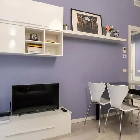 Apartment Modern In Milan