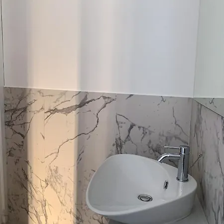 Bob W Ticinese Aparthotel