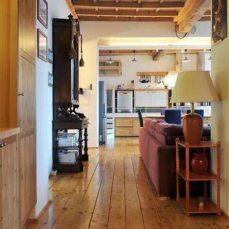 Splendid Housing דירה