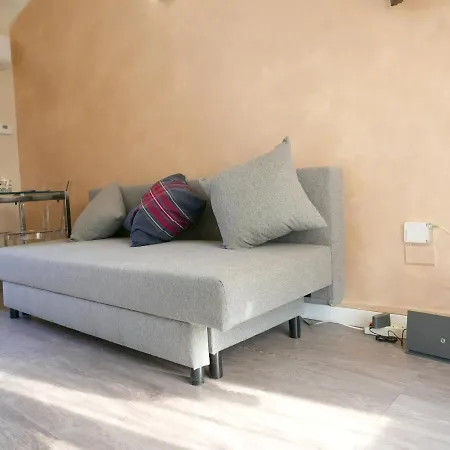 One Bedroom With View Balcony And Wifi At Διαμέρισμα Μιλάνο