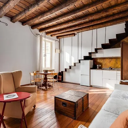 Duplex Incantevole Sui Tetti Nel Cuore Dei Navigli Διαμέρισμα