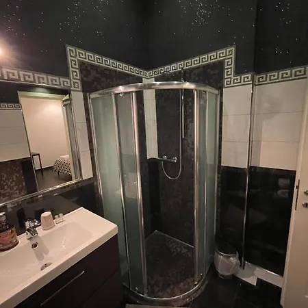 Baltimora 招待所 3*