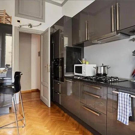 Pagano Halldis Apartamento