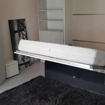 Fondazione Prada Metro Corvetto Splendido Monolocale Ristrutturato Ben Arredato * Milano