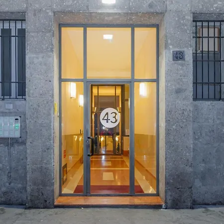 아파트 Joivy Sleek Flat With Balcony Near Mudec Museum And Navigli Area 밀라노