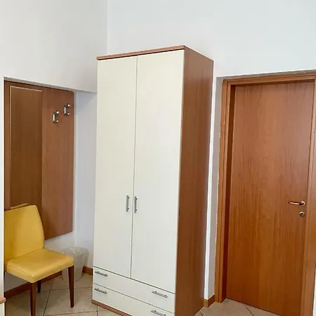 Amico Certosa Hotel *