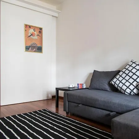 Exquisite Balcony Near Metro Appartement *