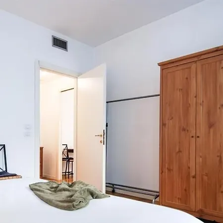 Porta Venezia Halldis