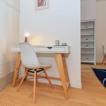 Joivy Cosy 1bed Flat In Fiera, * Milánó