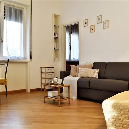 Lejlighed Martesana Flat Close To Yellow Metro