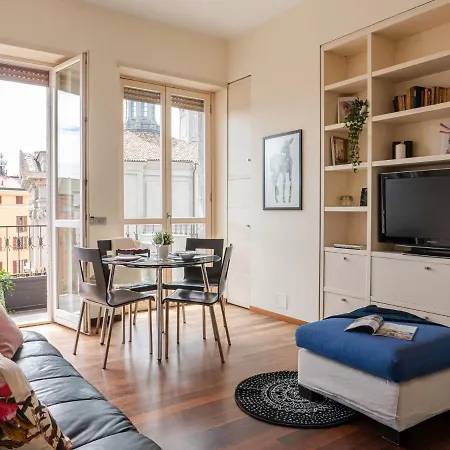 Lejlighed The Rent - Bright Two-bedroom In De Amicis Milano
