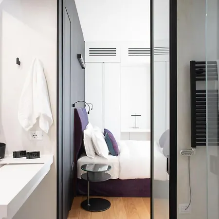 아파트호텔 Bmore Apartments Duomo - Luxury Apartments Near Duomo 4*