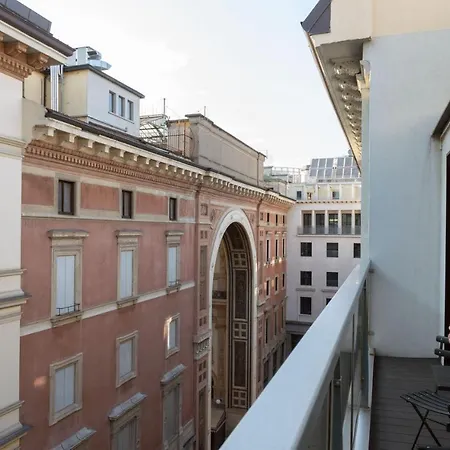 Bmore Apartments Duomo - Luxury Apartments Near Duomo 4*