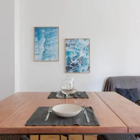 Life & Mico Cosy And Functional Milano