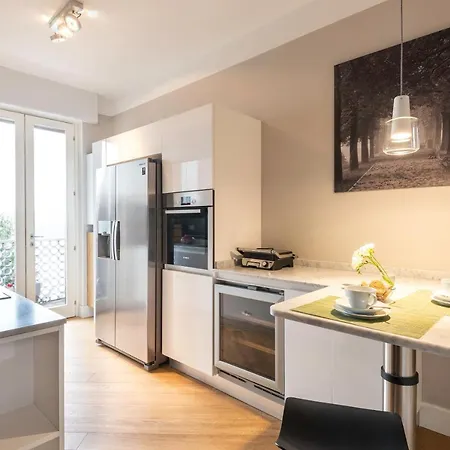 Corso Italia Deluxe Modern Wifi Apartment Milan