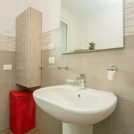The Rent - Modern Close To Dergano *