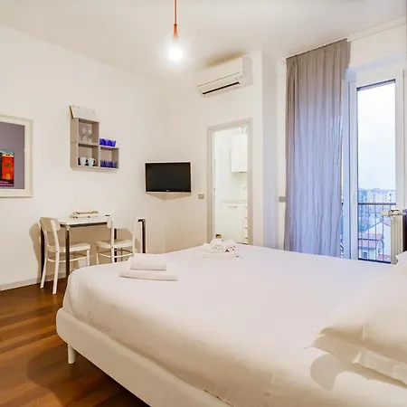 Joivy Sleek Flat With Balcony Near Mudec Museum And Navigli Area * ميلان