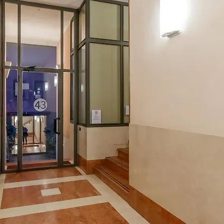 Joivy Sleek Flat With Balcony Near Mudec Museum And Navigli Area Apartamento