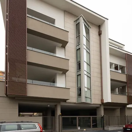 Amazing Brand New 2 Upper Scale With Gym Close To Metro * Milan
