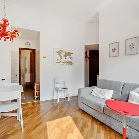 Easylife - E Luminoso Flat In Zona Apartment