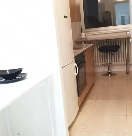 Due Da Letto Max 8 Persone *