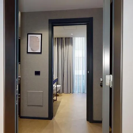Apartment Galleria The Smart Boutique By Ospitami 4*