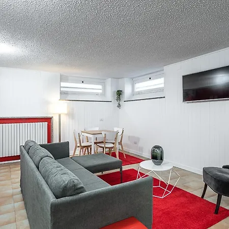 3 Design Near City Center Appartamento *