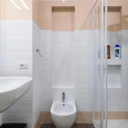 Zamenhof Zona Bocconi Navigli Appartement