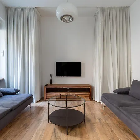 Easytopstay - Tricolore Modern And Cozy Lägenhet *