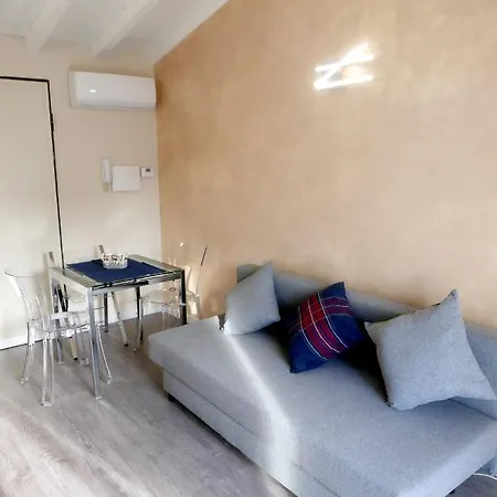 One Bedroom With View Balcony And Wifi At Apartamento *