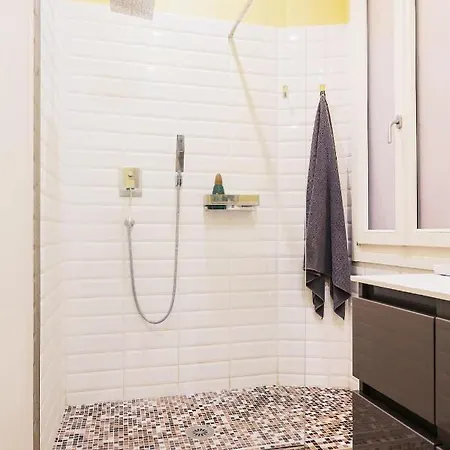 Porta Romana Modern And Cosy Апартаменты