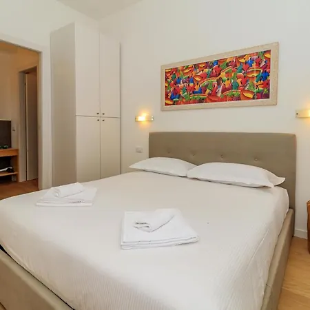 Joivy Cosy 1bed Flat In Fiera, Milánó