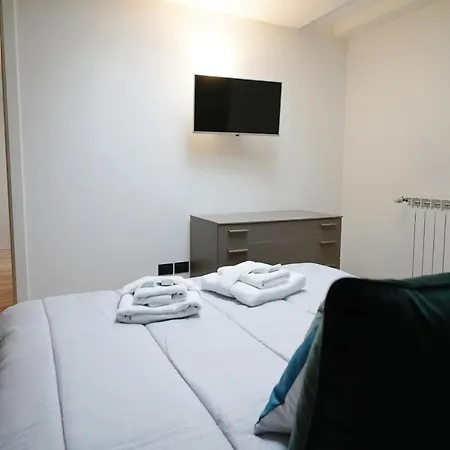 Apartamento Rentopolis - Palazzo Candiani Milão