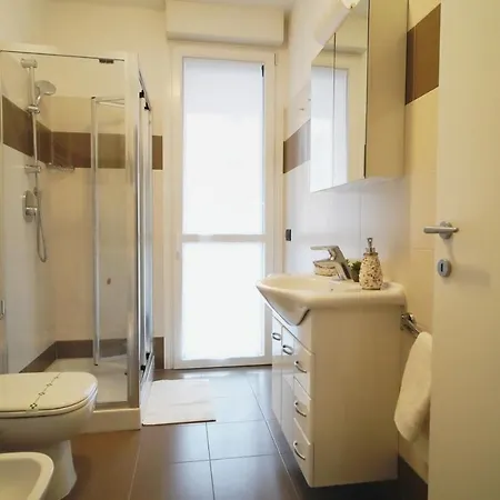 Rentopolis - Palazzo Candiani Apartamento