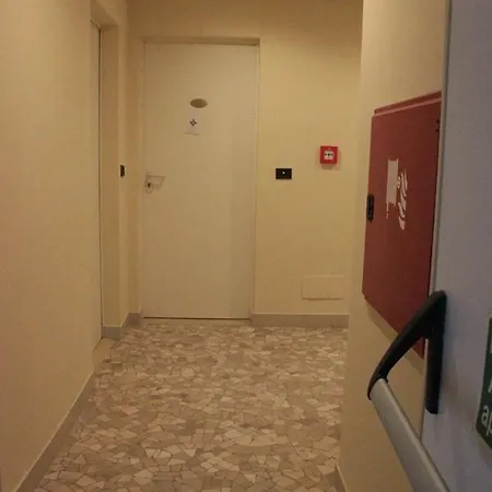 Rex 3* Milan